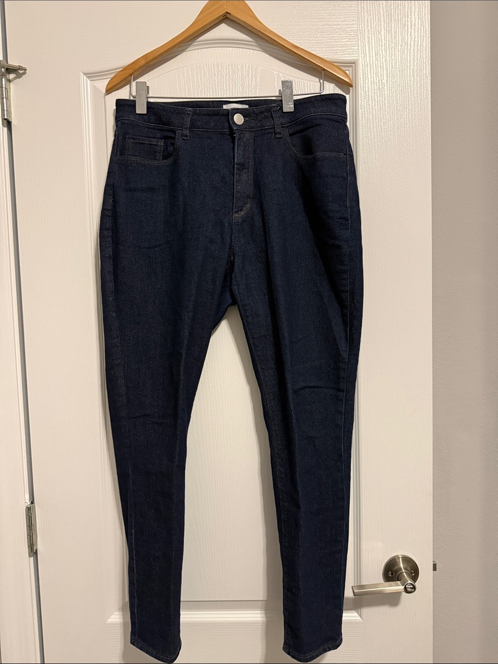 LOFT Dark Indigo Curvy Skinny Jeans